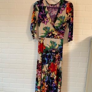 Floral maxi dress. Great for maternity life!